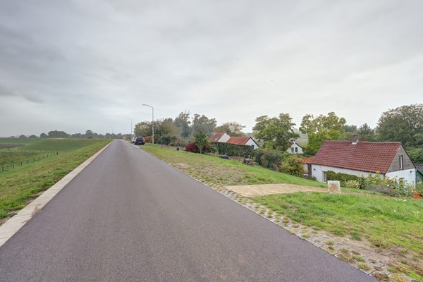 Medium property photo - Ophemertsedijk 44, 4007 PB Tiel