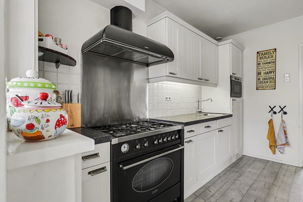 Medium property photo - Koningin Julianastraat 4, 4033 EJ Lienden