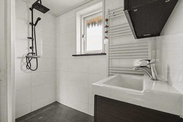 Medium property photo - Koningin Julianastraat 4, 4033 EJ Lienden