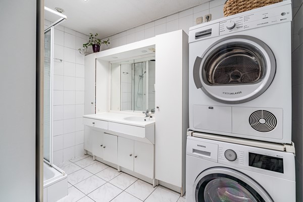 Medium property photo - Van de Wateringelaan 147, 2274 CD Voorburg