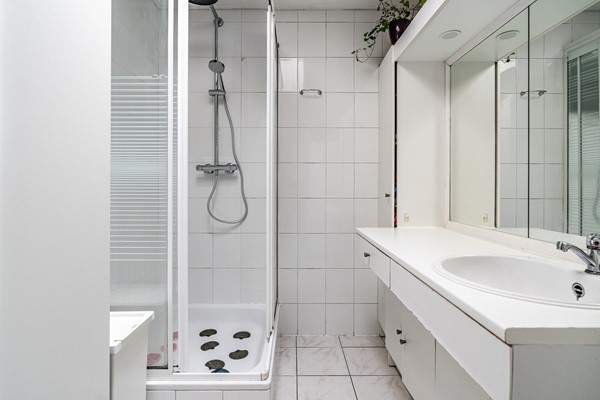 Medium property photo - Van de Wateringelaan 147, 2274 CD Voorburg