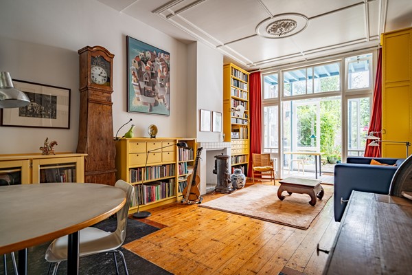 Medium property photo - Koningsplein 87, 2611 XG Delft