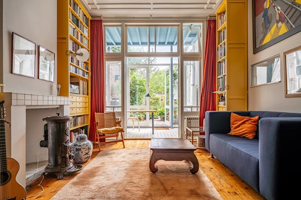 Medium property photo - Koningsplein 87, 2611 XG Delft