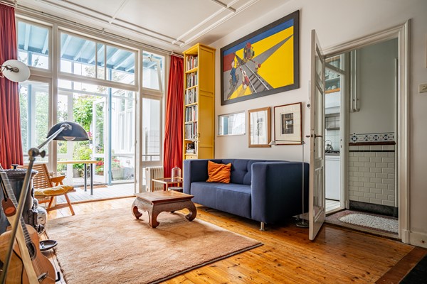 Medium property photo - Koningsplein 87, 2611 XG Delft