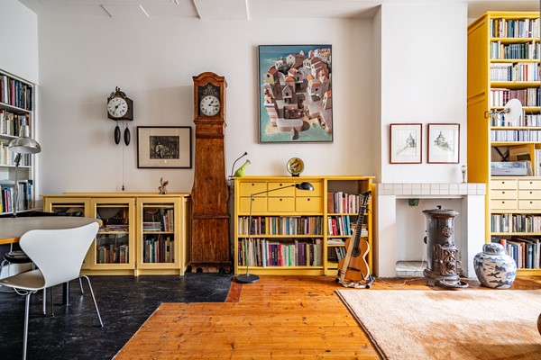 Medium property photo - Koningsplein 87, 2611 XG Delft