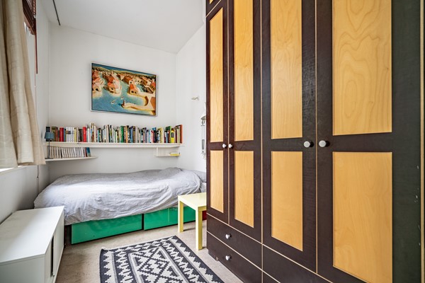 Medium property photo - Koningsplein 87, 2611 XG Delft