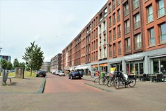 almere poort - straat - newcurb-makelaars-verkoopmakelaar-verkoop-verkopen-woning-appartement-studio-verhuren-expats-gemeubileerd-makelaardij.jpg