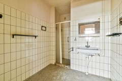 New for sale: Kostverlorenhof 146, 1183 HJ Amstelveen