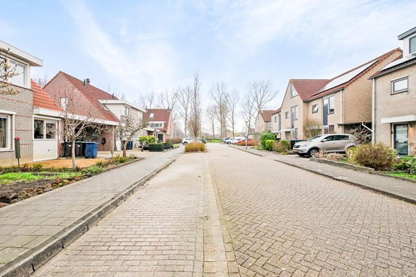 Medium property photo - Beursjeskruidstraat 21, 1313 DA Almere