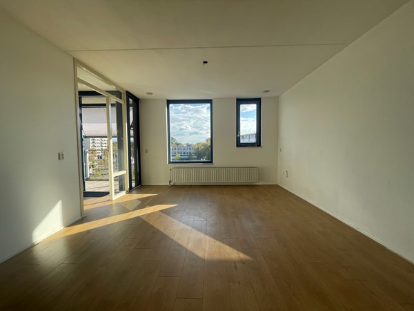 Medium property photo - Van Ollefenstraat 64, 1065 LL Amsterdam