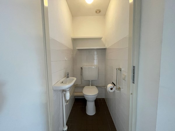 Medium property photo - Van Ollefenstraat 64, 1065 LL Amsterdam