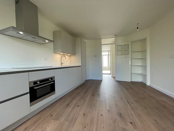 Medium property photo - Willem de Zwijgerlaan 353-3, 1055 RB Amsterdam