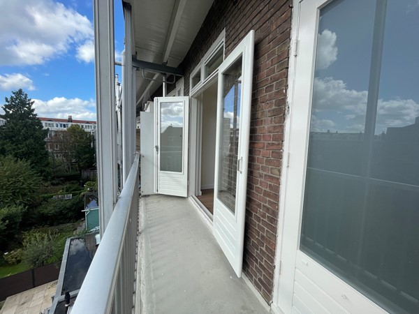 Medium property photo - Willem de Zwijgerlaan 353-3, 1055 RB Amsterdam