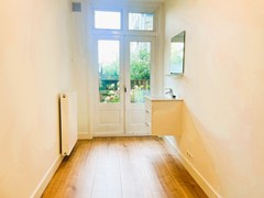 Under option: President Kennedylaan 64, 1079 NG Amsterdam