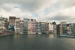 Under option: President Kennedylaan 64, 1079 NG Amsterdam