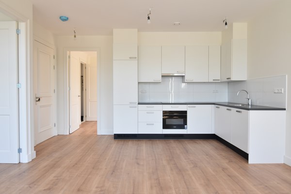 Medium property photo - Ruysdaelkade 185-2, 1072 AT Amsterdam