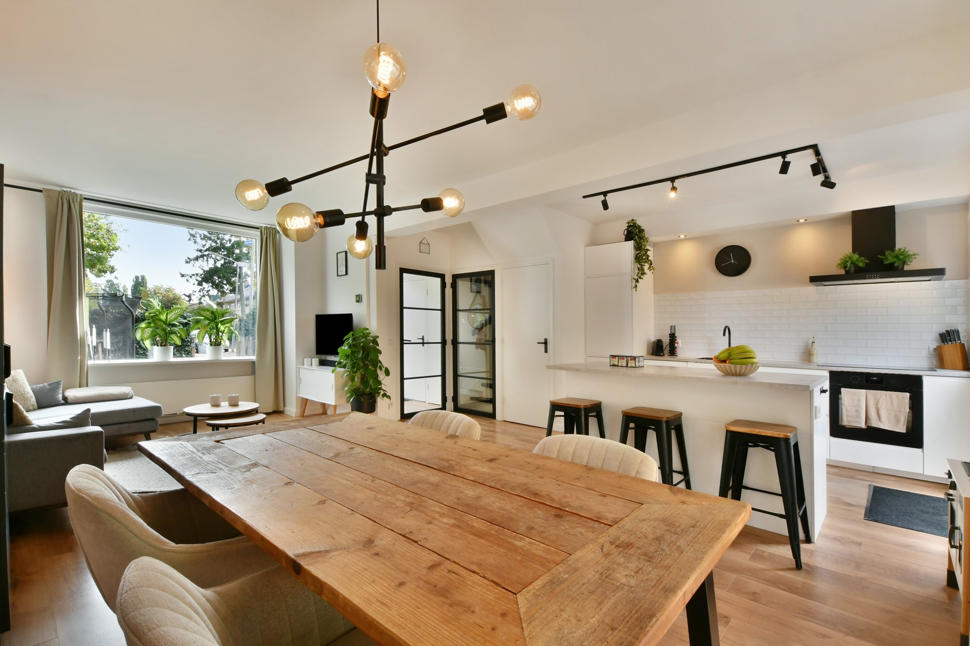Tussenwoning te koop: Kostverloren 54, Laren
