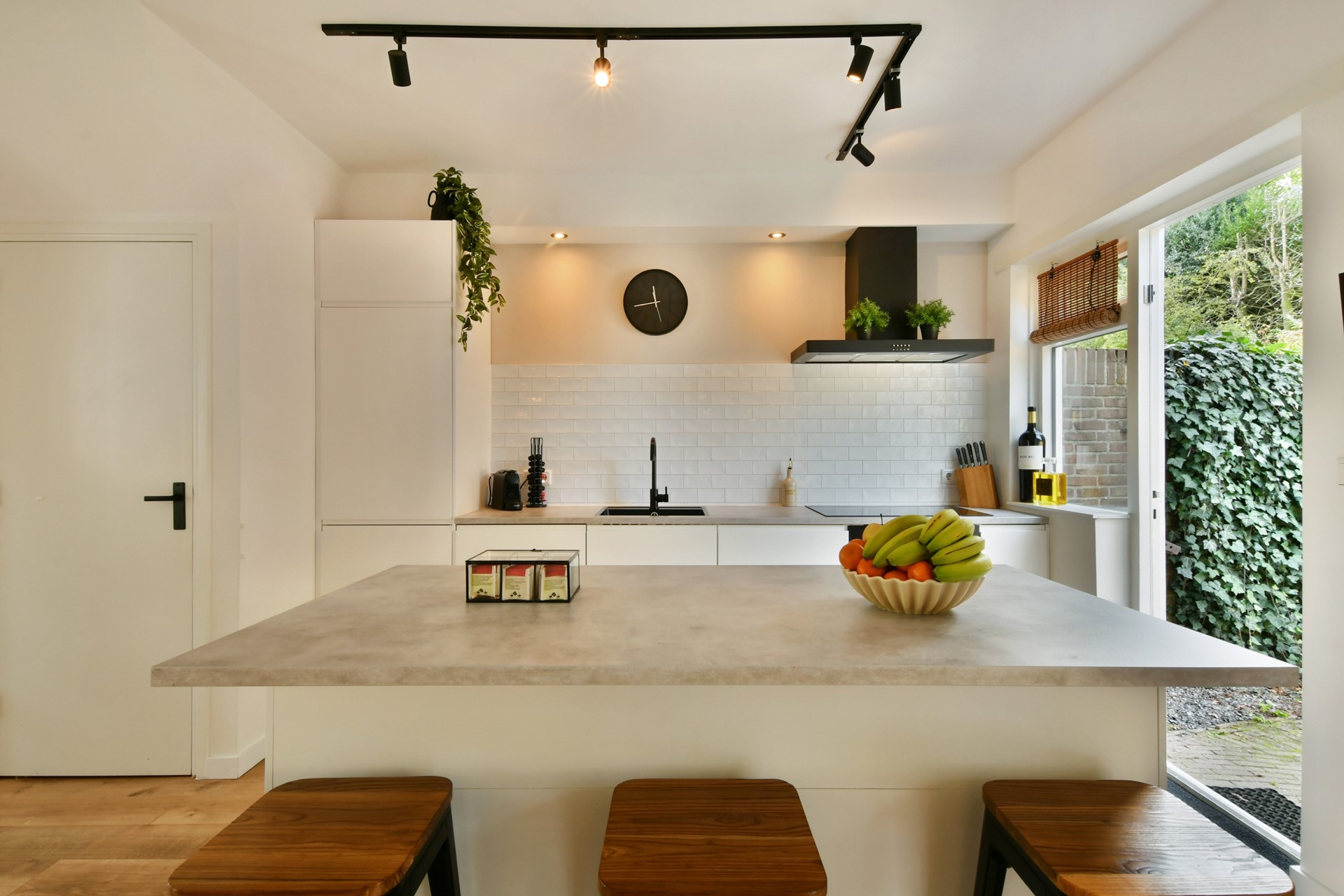 Tussenwoning te koop: Kostverloren 54, Laren