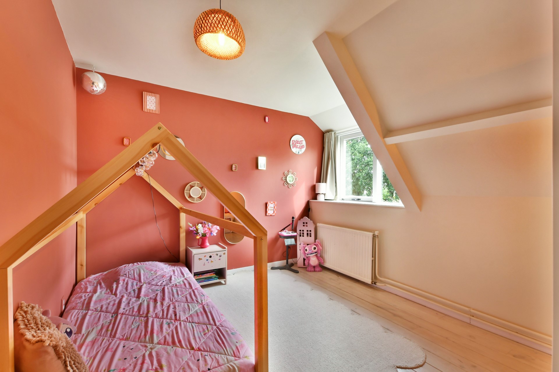 Tussenwoning te koop: Kostverloren 54, Laren
