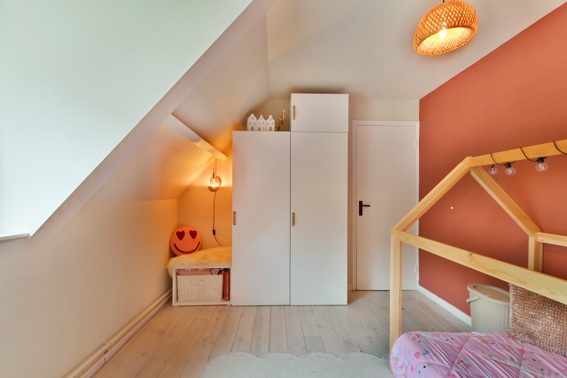Tussenwoning te koop: Kostverloren 54, Laren