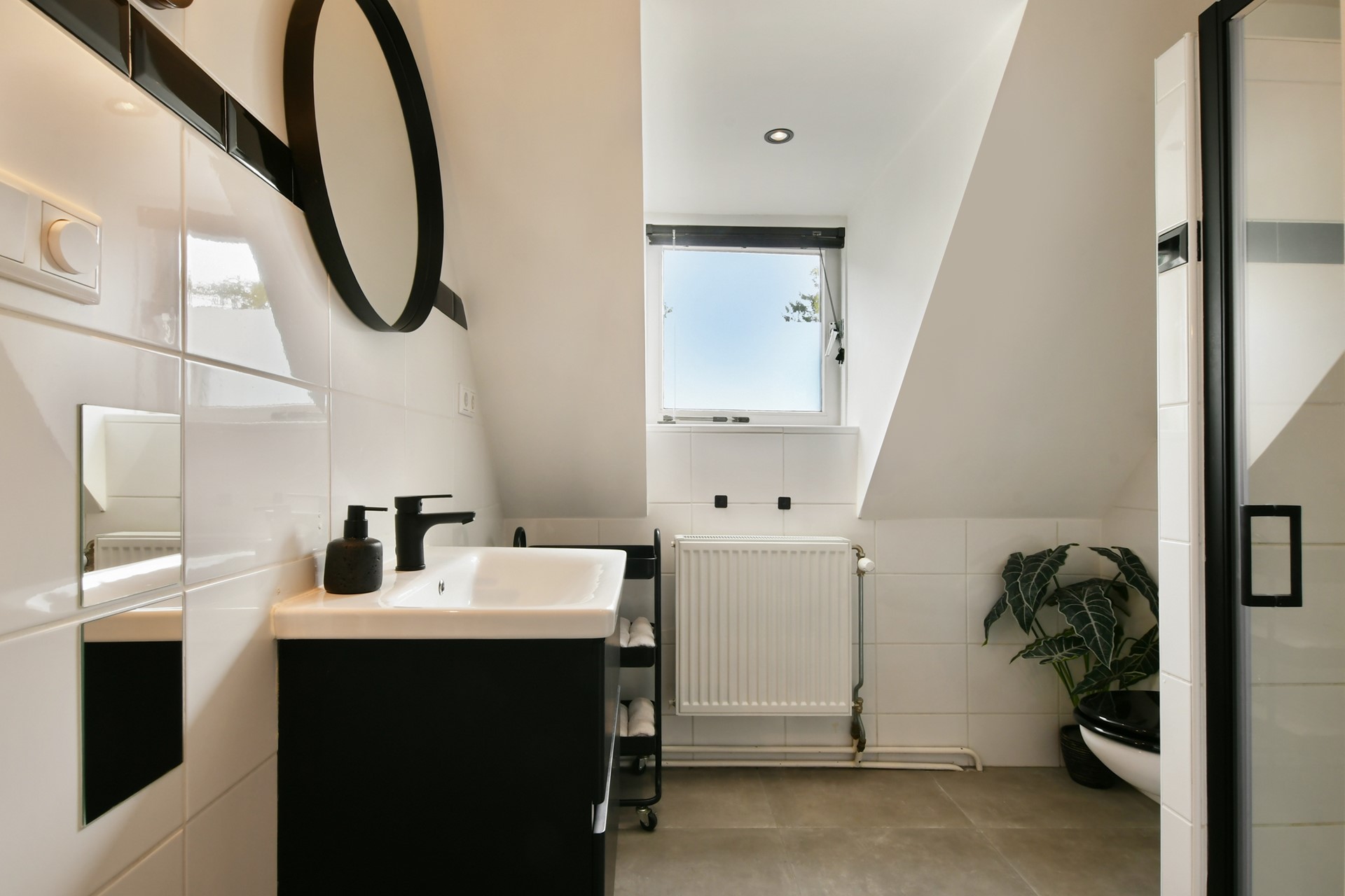 Tussenwoning te koop: Kostverloren 54, Laren
