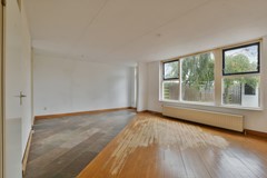 Tussenwoning te koop: 's-Gravenhagehof 59, Almere