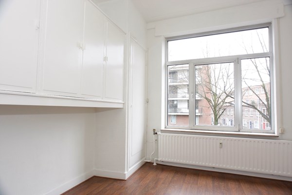 Medium property photo - Claes de Vrieselaan 162A, 3021 JZ Rotterdam