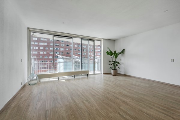 Medium property photo - Puck van Heelstraat 64, 3077 MG Rotterdam