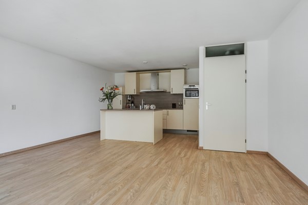 Medium property photo - Puck van Heelstraat 64, 3077 MG Rotterdam
