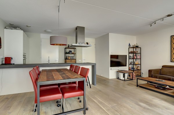 Medium property photo - Willem Frederik Hermansstraat 47, 1011 DG Amsterdam