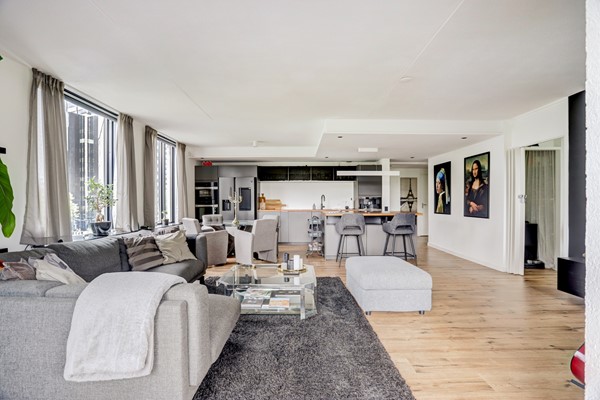 Medium property photo - Churchillplein 70, 3011 EW Rotterdam