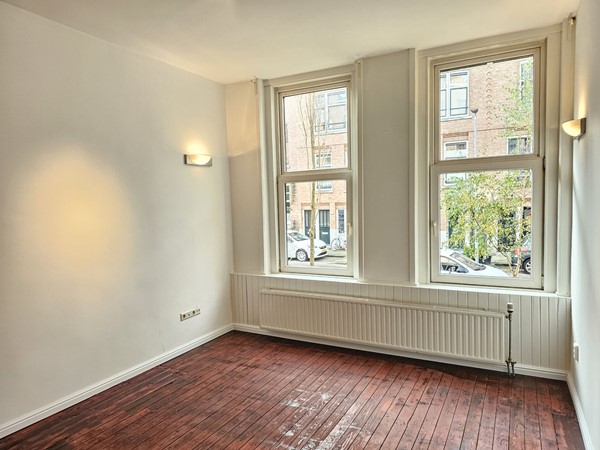 Medium property photo - Van Weelstraat 37A, 3022 ZB Rotterdam