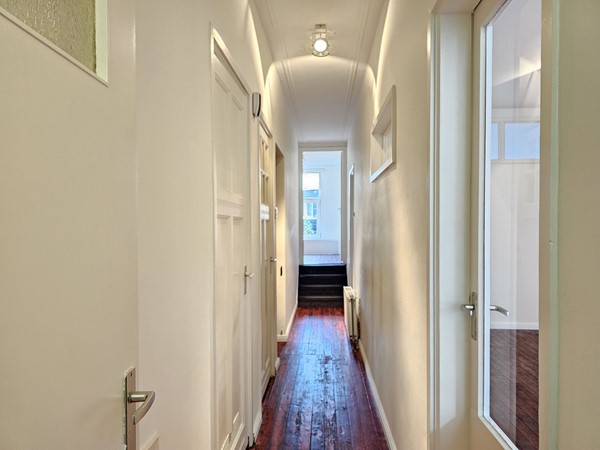 Medium property photo - Van Weelstraat 37A, 3022 ZB Rotterdam