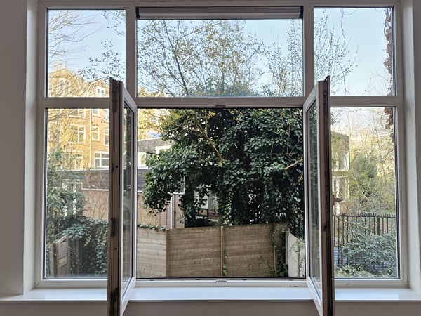 Medium property photo - Van Weelstraat 37A, 3022 ZB Rotterdam