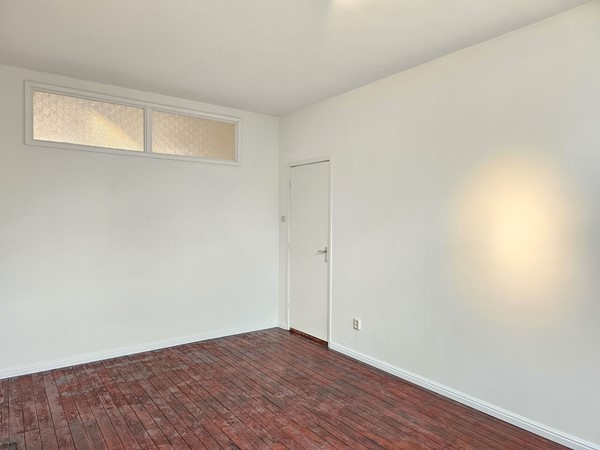 Medium property photo - Van Weelstraat 37A, 3022 ZB Rotterdam