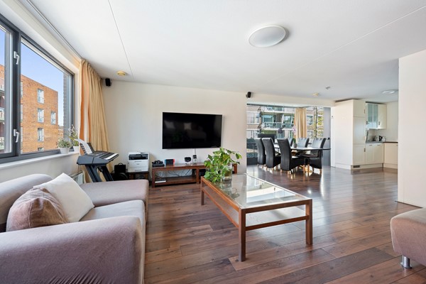 Medium property photo - Wigbolt Ripperdastraat 46, 1067 EH Amsterdam