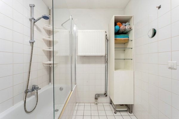 Medium property photo - Wigbolt Ripperdastraat 46, 1067 EH Amsterdam