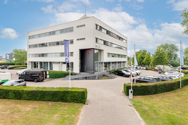 Medium property photo - K.P. van der Mandelelaan 110, 3062 MB Rotterdam