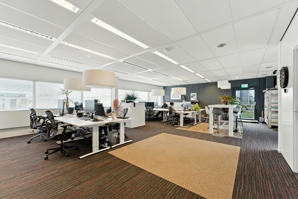 Medium property photo - K.P. van der Mandelelaan 110, 3062 MB Rotterdam