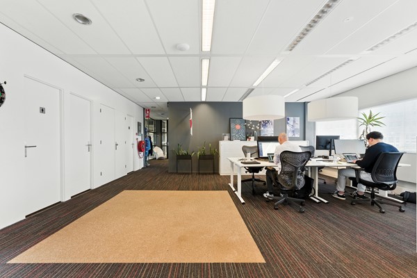 Medium property photo - K.P. van der Mandelelaan 110, 3062 MB Rotterdam