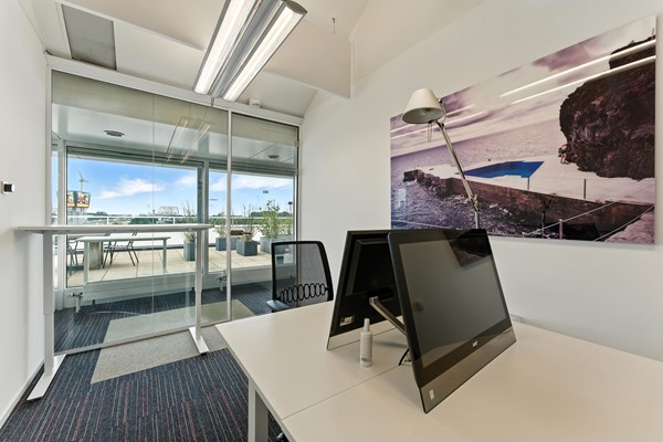 Medium property photo - K.P. van der Mandelelaan 110, 3062 MB Rotterdam