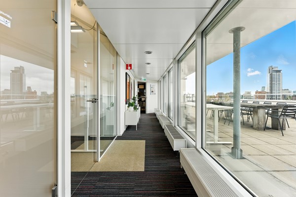 Medium property photo - K.P. van der Mandelelaan 110, 3062 MB Rotterdam