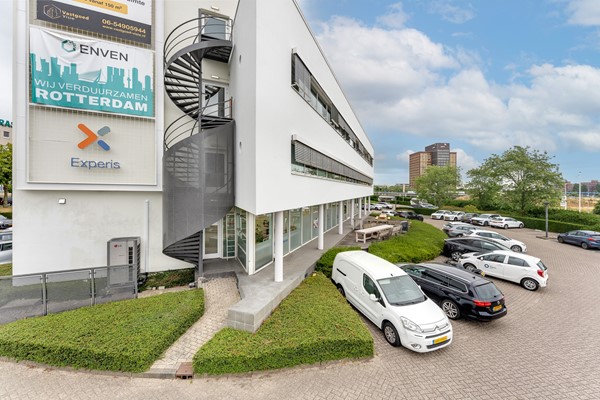 Medium property photo - K.P. van der Mandelelaan 110, 3062 MB Rotterdam