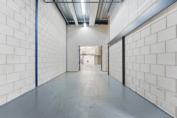 Medium property photo - Van 'T Hoffstraat 29, 2991 XP Barendrecht