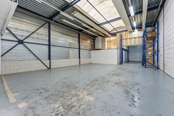 Medium property photo - Van 'T Hoffstraat 29, 2991 XP Barendrecht