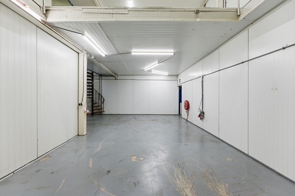 Medium property photo - Van 'T Hoffstraat 29, 2991 XP Barendrecht