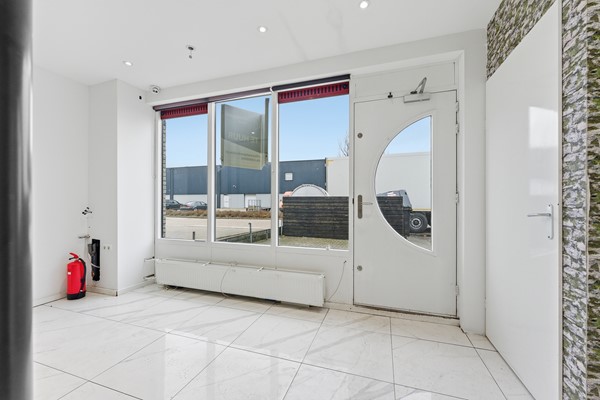 Medium property photo - Van 'T Hoffstraat 29, 2991 XP Barendrecht