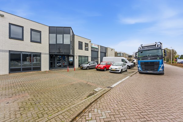 Medium property photo - Van 'T Hoffstraat 29, 2991 XP Barendrecht