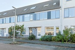 Te koop: Mooie eengezinswoning vlakbij station met maar liefst 5 slaapkamers!