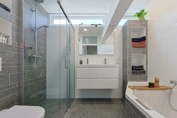 Medium property photo - Groenoord 404, 2401 AP Alphen aan den Rijn